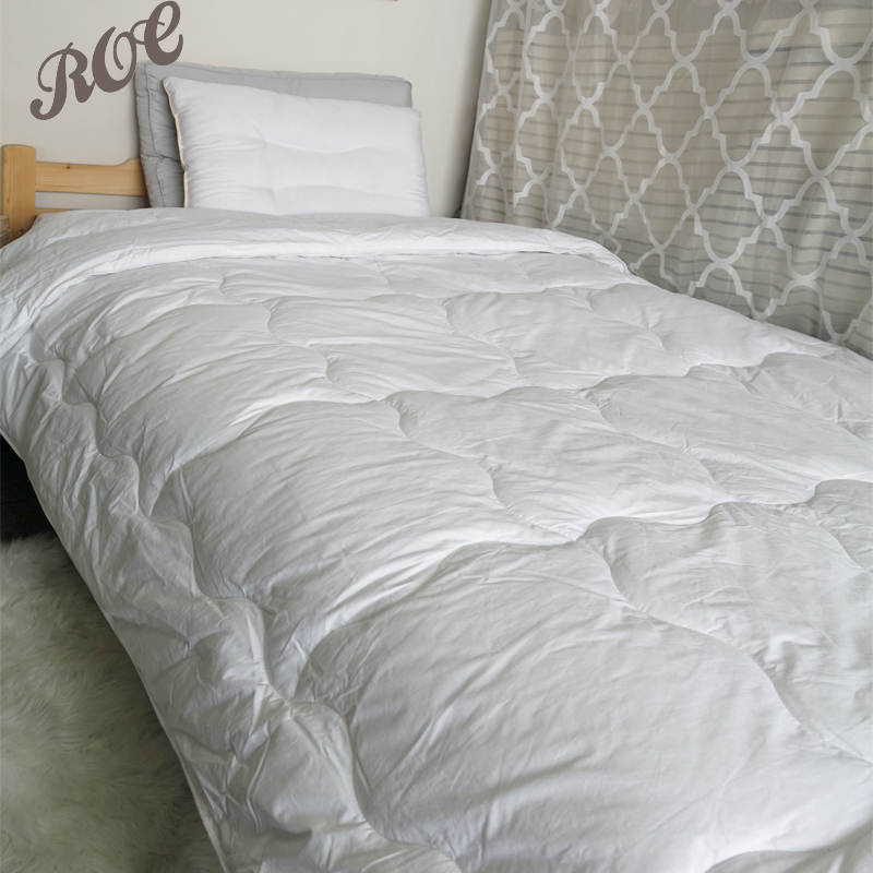 polyester mixed silk filling quilt